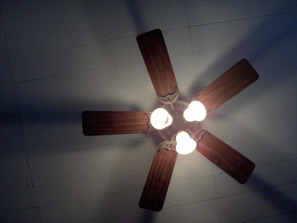 How To Wire A Ceiling Fan With Light